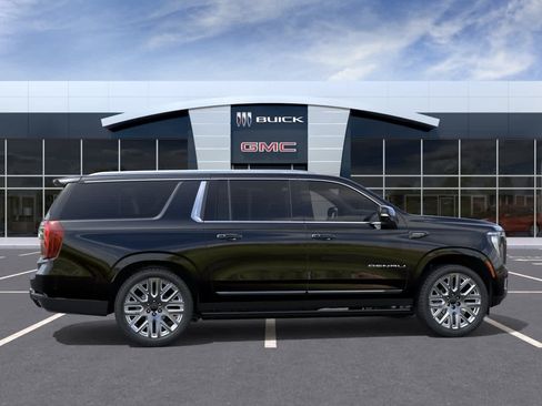 New 2026 GMC Yukon XL Denali Ultimate w/ LPO, Floor Liner Package AWD/4WD image 5