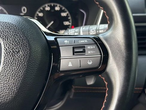 Certified 2023 Honda Pilot Sport image 30