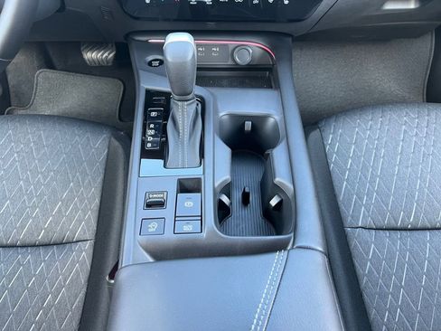 New 2026 Nissan Sentra SV w/ SV Convenience Package FWD image 12