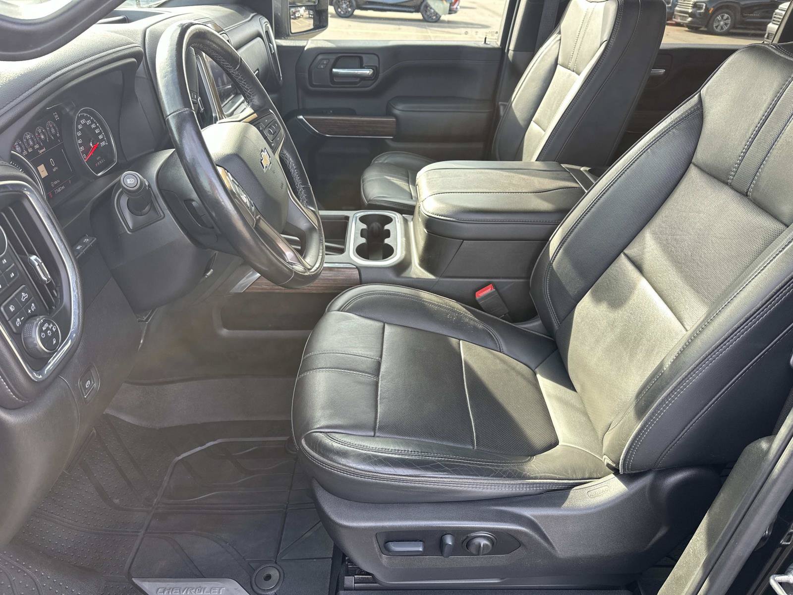 Used 2023 Chevrolet Silverado 3500 High Country AWD/4WD image 18