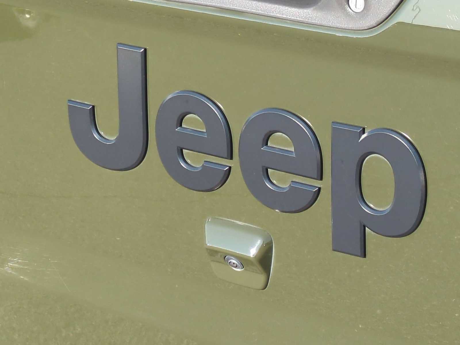 Used 2023 Jeep Gladiator Sport AWD/4WD image 31