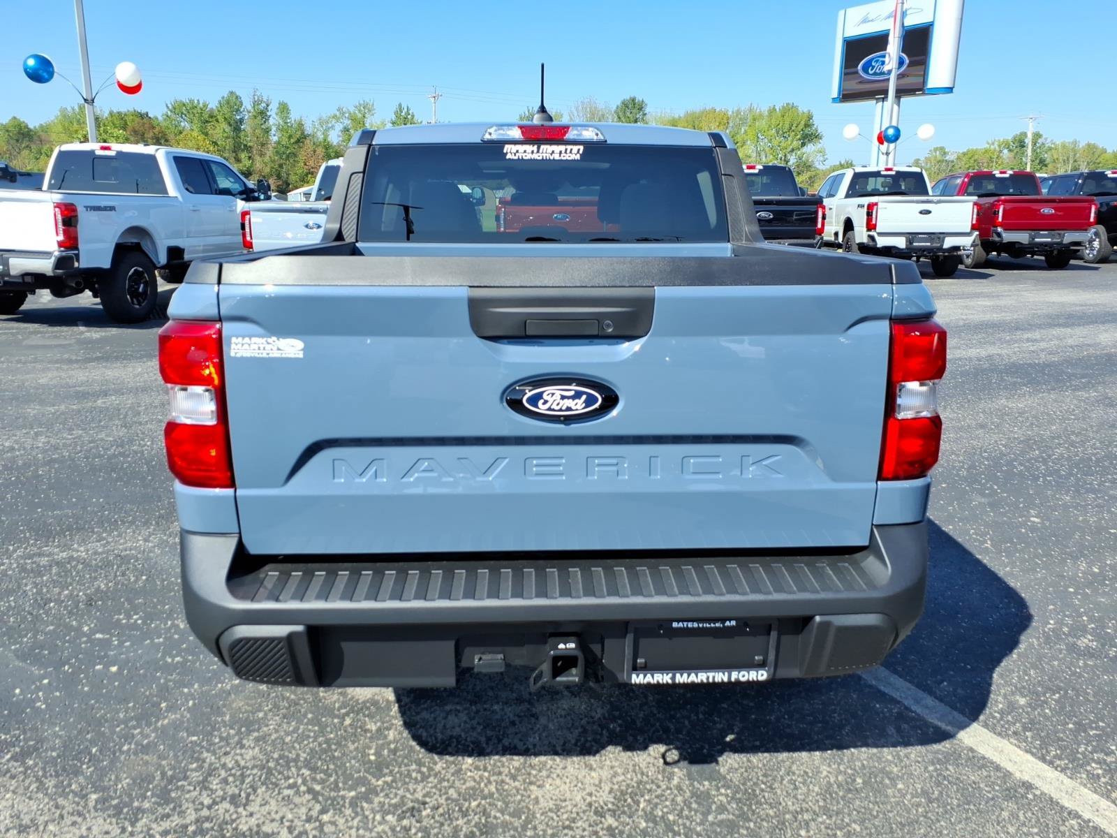 New 2026 Ford Maverick XLT w/ XLT Luxury Package FWD image 4