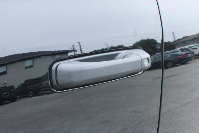 Used 2024 RAM 1500 Warlock AWD/4WD image 9