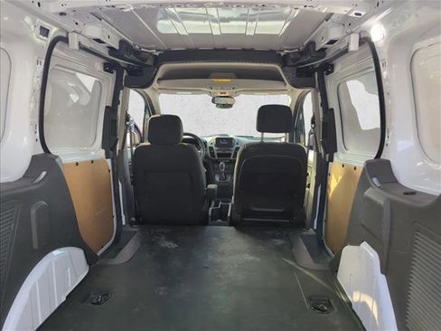 Used 2019 Ford Transit Connect XL image 5