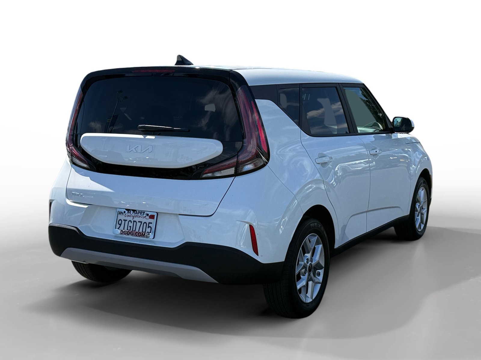 Used 2025 Kia Soul S FWD image 5