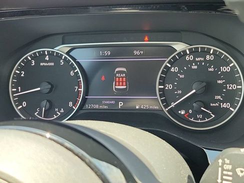 Certified 2024 Nissan Pathfinder SL FWD image 25