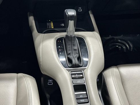 Used 2023 Honda HR-V EX-L image 23