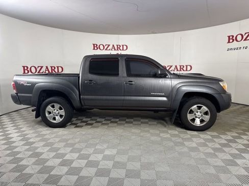 Used 2011 Toyota Tacoma 4x4 Double Cab image 9