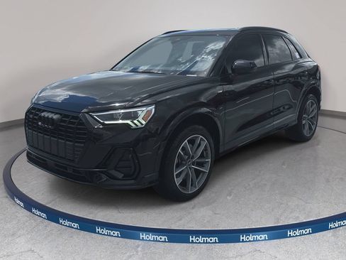 Certified 2025 Audi Q3 2.0T Premium w/ Convenience Package AWD/4WD image 1