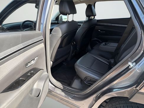 Used 2024 Hyundai Tucson Limited FWD image 19