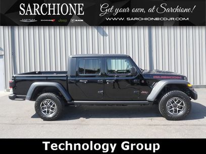 New 2025 Jeep Gladiator Rubicon w/ Convenience Group