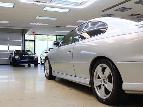 Used 2005 Pontiac GTO RWD image 24