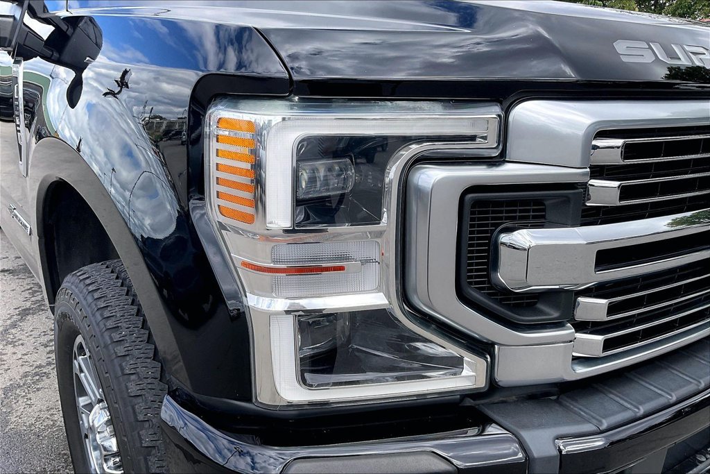 Used 2022 Ford F350 Limited w/ FX4 Off-Road Package AWD/4WD image 39