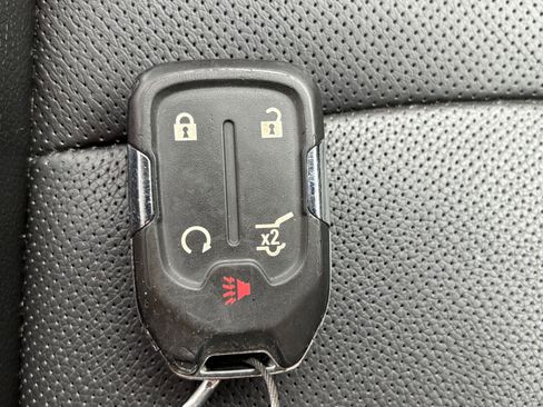 Used 2024 GMC Terrain SLT AWD/4WD image 20