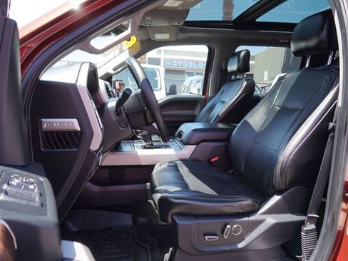 Used 2016 Ford F150 Lariat w/ Equipment Group 502A Luxury AWD/4WD image 18