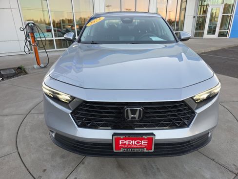 Used 2024 Honda Accord EX image 10