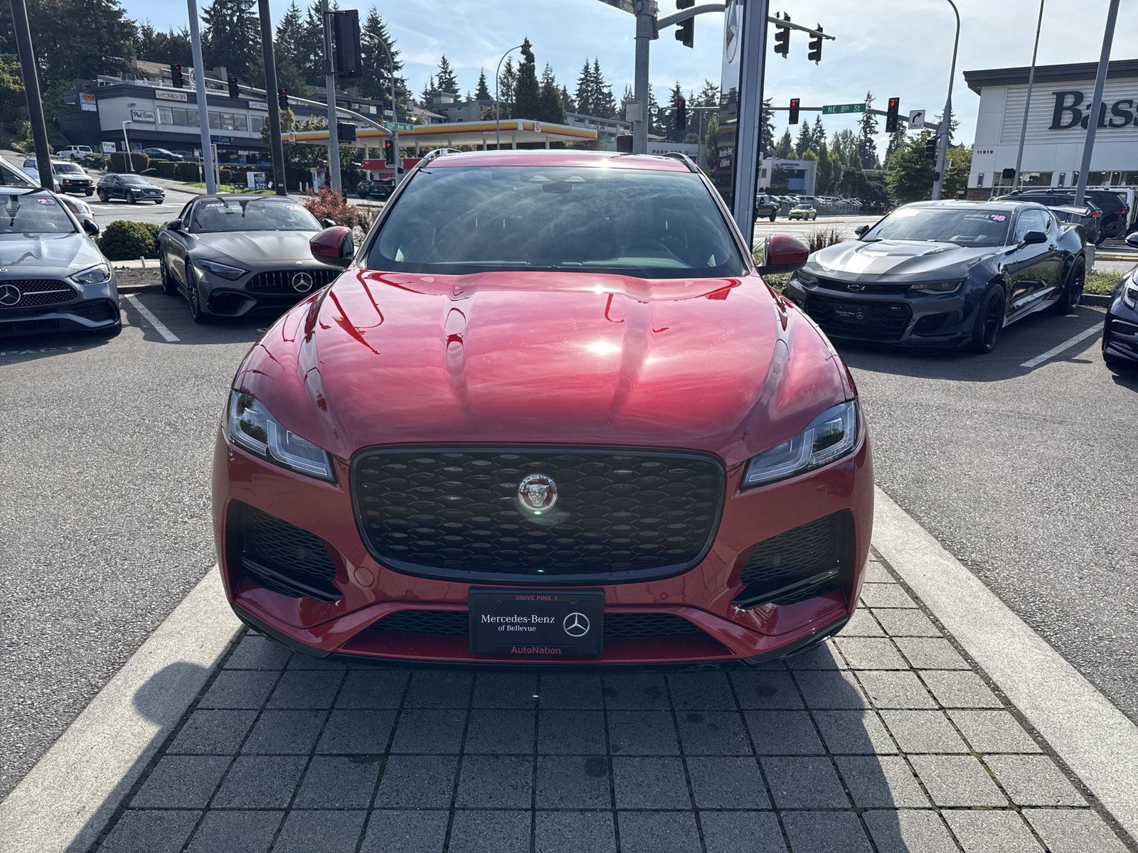 Used 2023 Jaguar F-PACE S AWD/4WD image 2