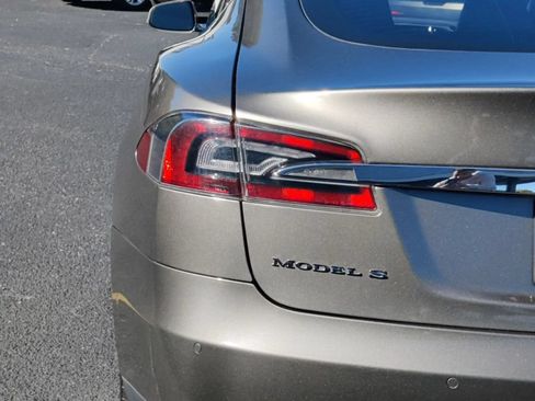 Used 2015 Tesla Model S 85D AWD/4WD image 13