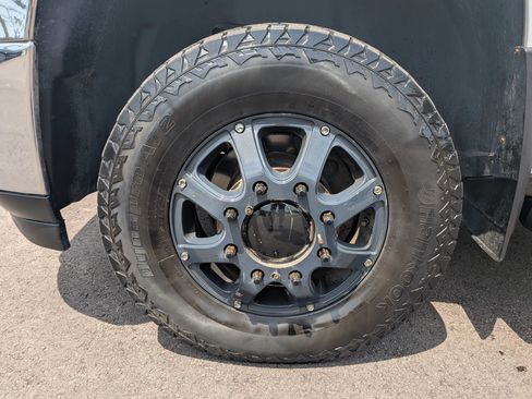 Used 2012 Chevrolet Silverado 3500 LTZ w/ LTZ Plus Package AWD/4WD image 13
