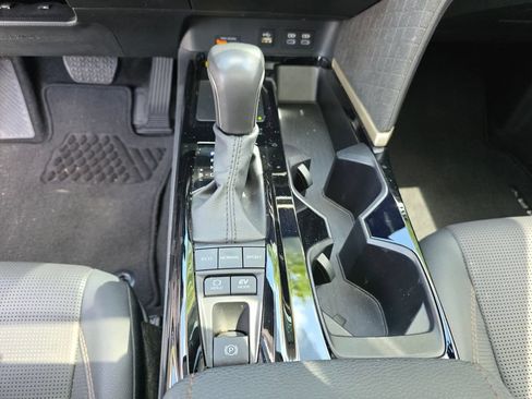 Certified 2025 Toyota Camry XLE FWD image 27