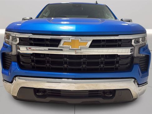 Used 2025 Chevrolet Silverado 1500 LT AWD/4WD image 31