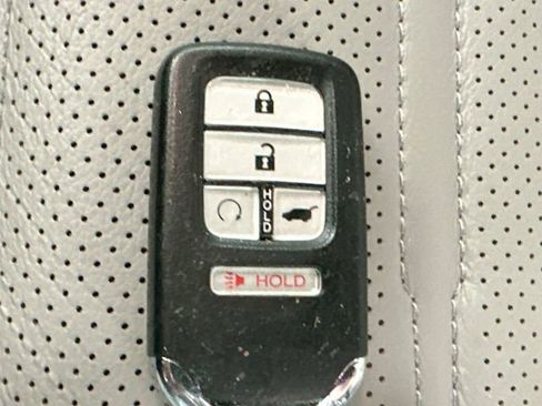 Used 2022 Honda CR-V EX-L image 17