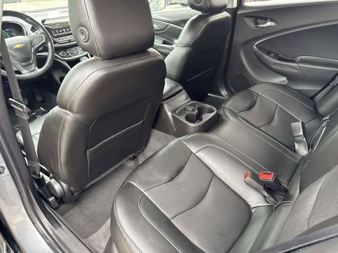 Used 2018 Chevrolet Volt Premier image 10