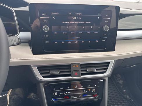 New 2025 Volkswagen Taos SE image 14