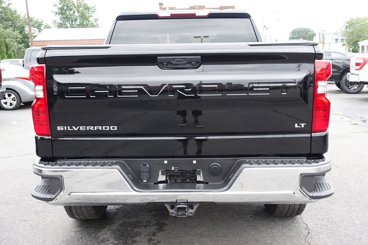 Used 2023 Chevrolet Silverado 1500 LT AWD/4WD image 11