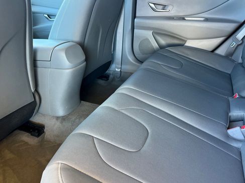 Used 2023 Hyundai Elantra SEL w/ Cargo Package image 14