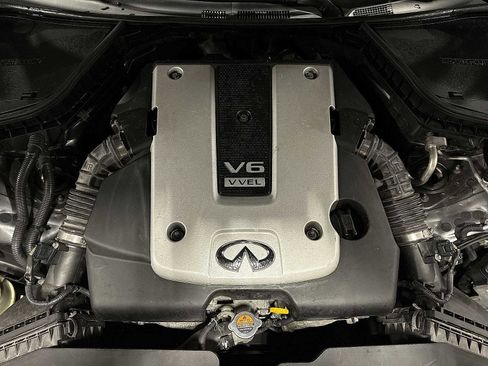 Used 2015 INFINITI Q50 Premium w/ Navigation Package image 12