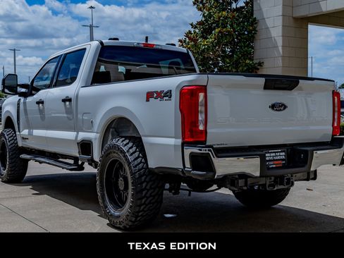 Used 2024 Ford F250 XLT w/ FX4 Off-Road Package AWD/4WD image 6