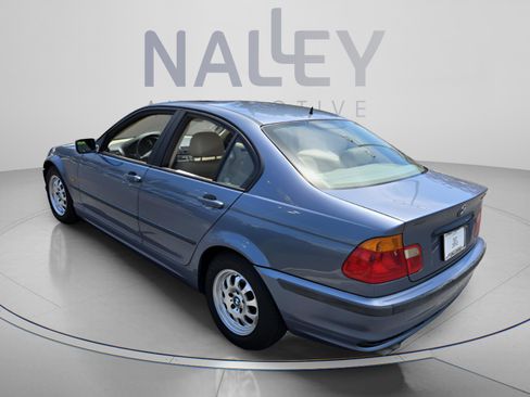 Used 2000 BMW 323i Sedan RWD image 3