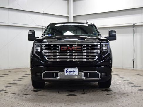 Used 2024 GMC Sierra 1500 Denali w/ Denali Reserve Package AWD/4WD image 2