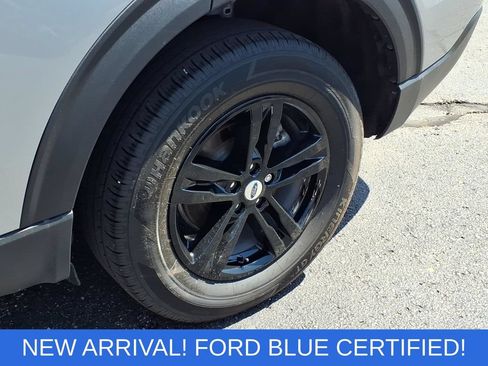 Certified 2024 Ford Explorer XLT w/ Equipment Group 202A AWD/4WD image 28