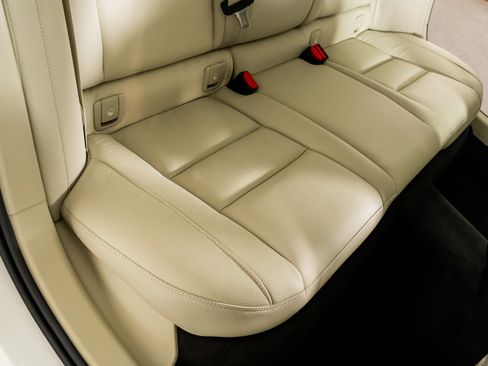 Used 2026 Volvo V60 B5 Cross Country Plus w/ Protection Package Premier image 30