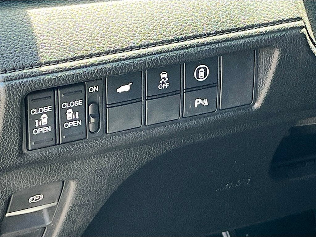Used 2023 Honda Odyssey Elite image 10