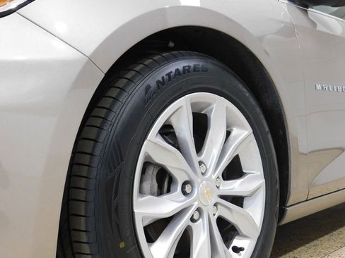 Used 2023 Chevrolet Malibu LT FWD image 23