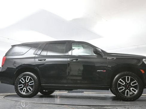 Used 2024 GMC Yukon AT4 w/ AT4 Premium Package AWD/4WD image 54