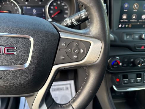Used 2021 GMC Terrain SLE w/ Driver Convenience Package image 26