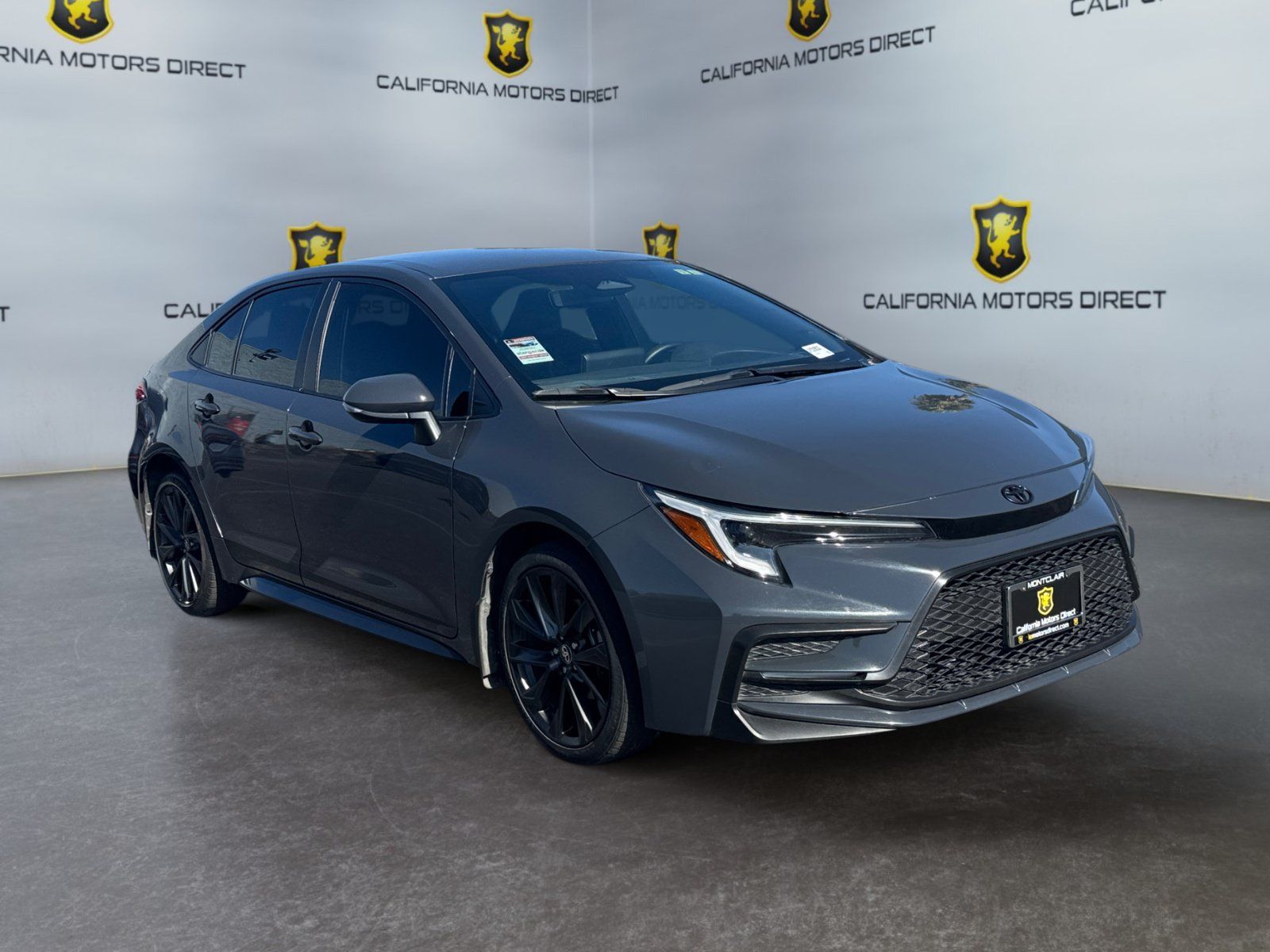 Used 2025 Toyota Corolla SE FWD image 7