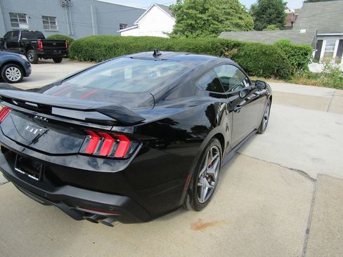 Used 2024 Ford Mustang GT w/ GT Performance Package image 4