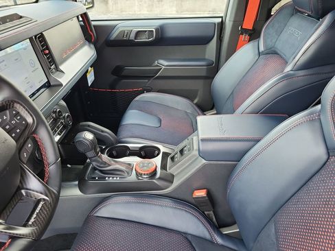New 2025 Ford Bronco Raptor w/ Interior Carbon Fiber Pack AWD/4WD image 22