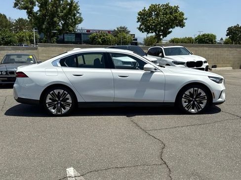 Used 2026 BMW 530i RWD image 7