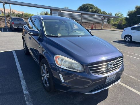 Used 2014 Volvo XC60 T6 AWD/4WD image 2