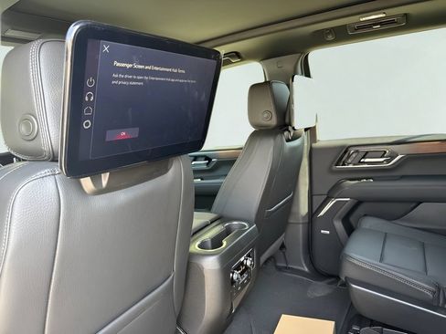 New 2026 GMC Yukon Denali w/ Advanced Technology Package AWD/4WD image 22