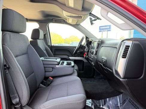 Used 2018 Chevrolet Silverado 1500 LT w/ All Star Edition image 31