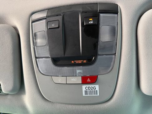Used 2023 Kia Sorento EX AWD/4WD image 19