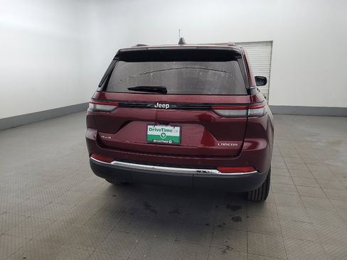 Used 2023 Jeep Grand Cherokee Laredo image 7