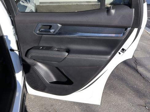 Certified 2025 GMC Terrain Elevation image 32